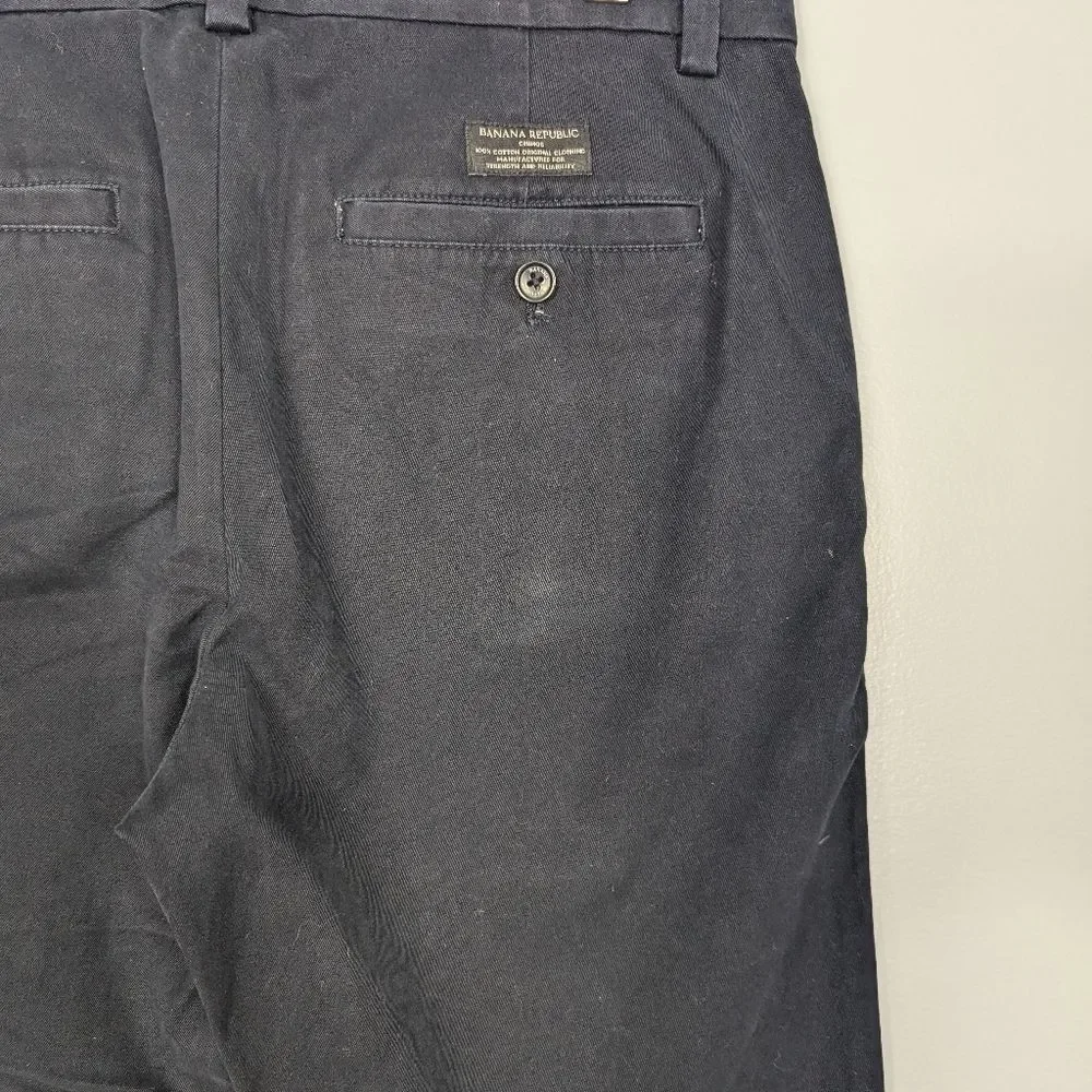 Banana Republic Men's Aiden Chino Pants 30x32 Navy Blue